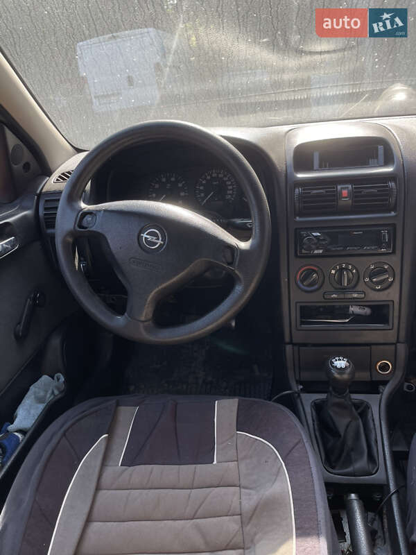 Универсал Opel Astra 2001 в Ивано-Франковске