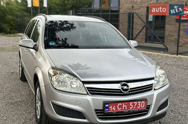Универсал Opel Astra 2008 в Виннице