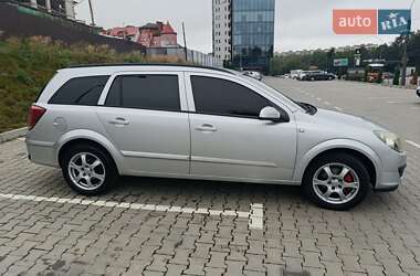 Универсал Opel Astra 2006 в 