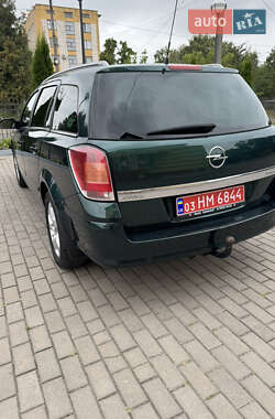 Универсал Opel Astra 2004 в 