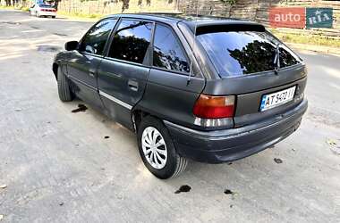 Хэтчбек Opel Astra 1995 в 
