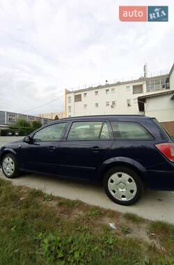 Универсал Opel Astra 2006 в 