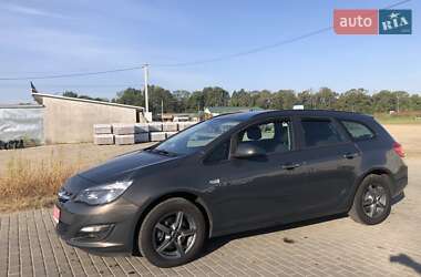 Универсал Opel Astra 2015 в 