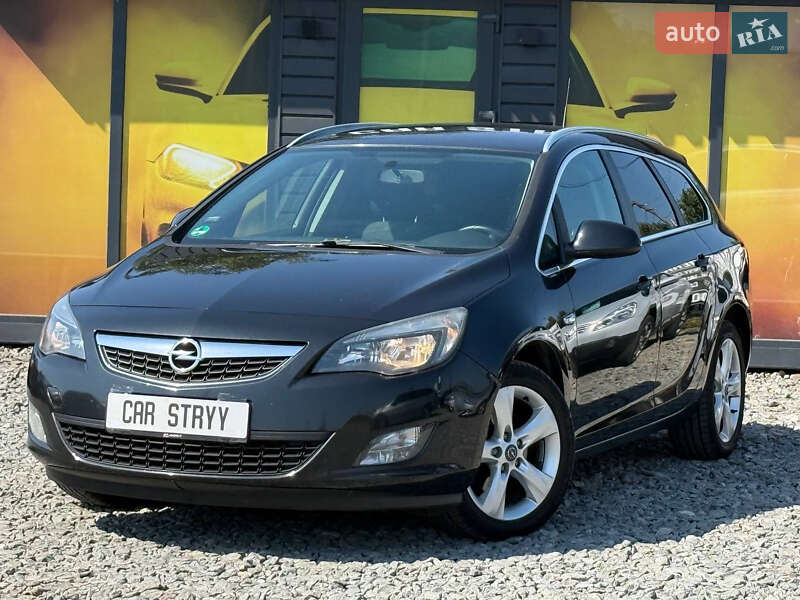 Универсал Opel Astra 2012 в Стрые