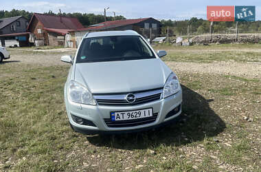 Універсал Opel Astra 2009 в Калуші