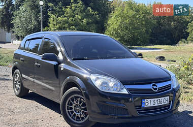 Хэтчбек Opel Astra 2008 в Полтаве