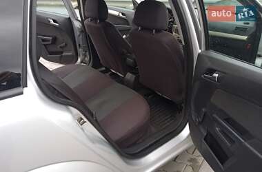 Универсал Opel Astra 2008 в 