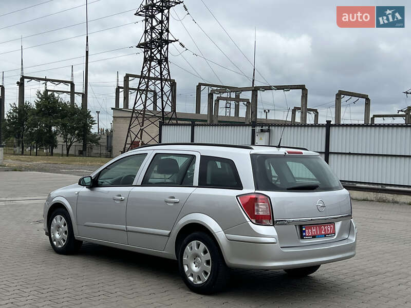 Универсал Opel Astra 2007 в Луцке