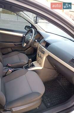 Универсал Opel Astra 2008 в 