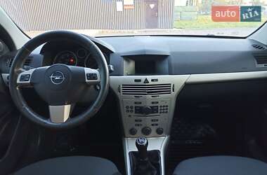 Универсал Opel Astra 2008 в 
