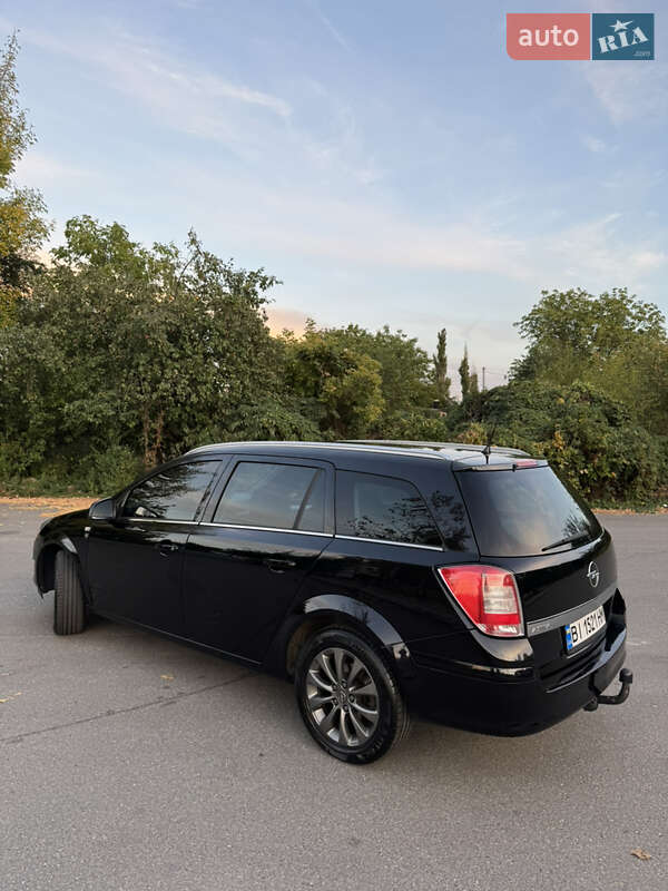 Универсал Opel Astra 2010 в Полтаве фото 6 Универсал Opel Astra 2010 в Полтаве