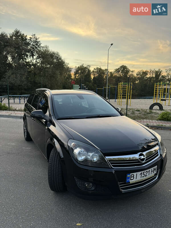 Универсал Opel Astra 2010 в Полтаве фото 13 Универсал Opel Astra 2010 в Полтаве