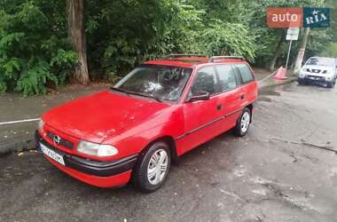 Универсал Opel Astra 1996 в 