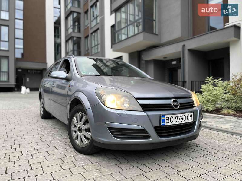Универсал Opel Astra 2004 в 