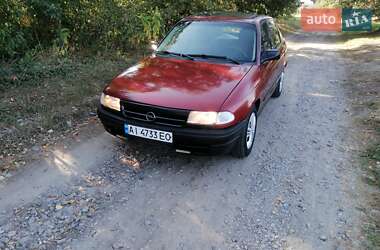 Хэтчбек Opel Astra 1993 в 