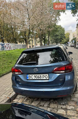Универсал Opel Astra 2017 в 