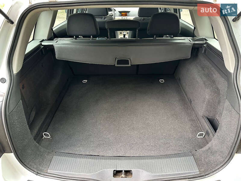 Универсал Opel Astra 2008 в Ровно