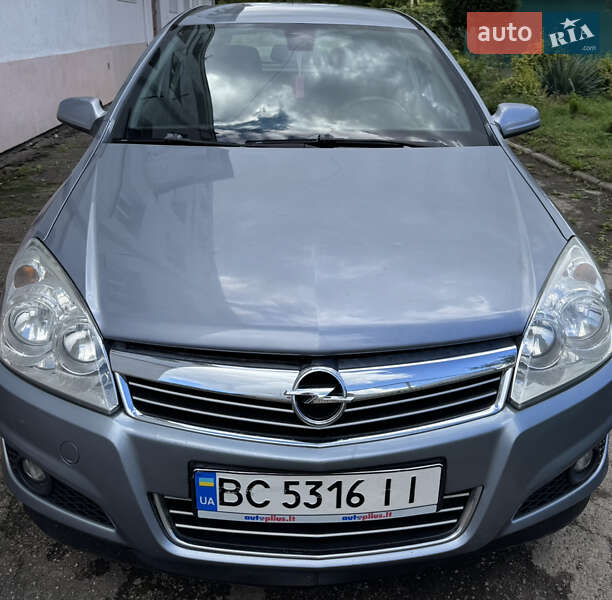 Универсал Opel Astra 2009 в 