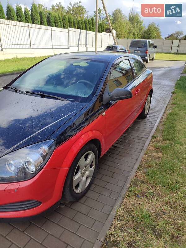 Хэтчбек Opel Astra 2006 в Луцке фото 6 Хэтчбек Opel Astra 2006 в Луцке