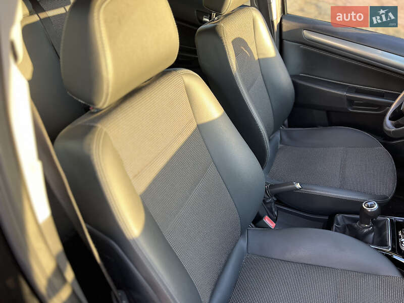 Универсал Opel Astra 2009 в Тернополе