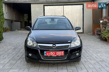 Универсал Opel Astra 2009 в 