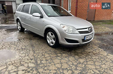 Универсал Opel Astra 2007 в 