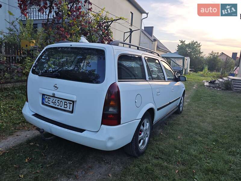 Универсал Opel Astra 2004 в Черновцах