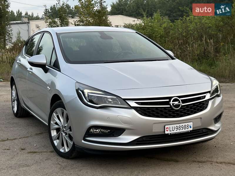 Opel Astra 2015