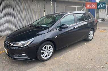 Универсал Opel Astra 2017 в Одессе