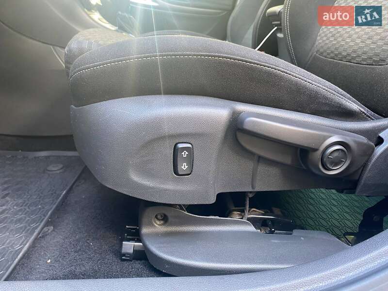 Универсал Opel Astra 2017 в Одессе