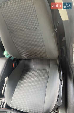Хэтчбек Opel Astra 2004 в 