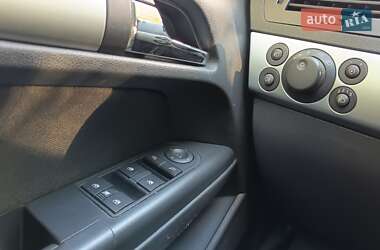 Хэтчбек Opel Astra 2009 в 
