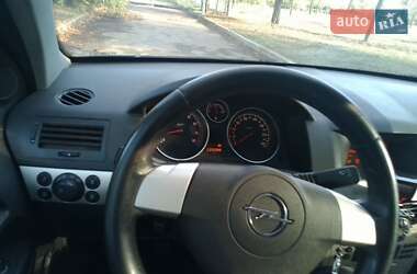 Универсал Opel Astra 2008 в 