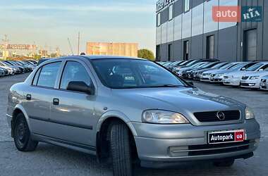 Седан Opel Astra 2008 в 