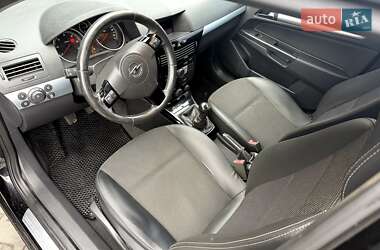 Универсал Opel Astra 2009 в 
