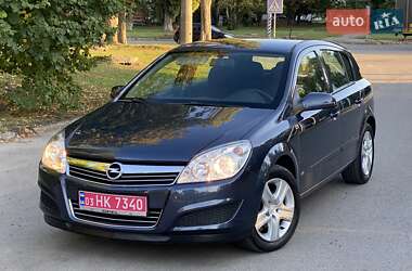 Хэтчбек Opel Astra 2008 в Полтаве