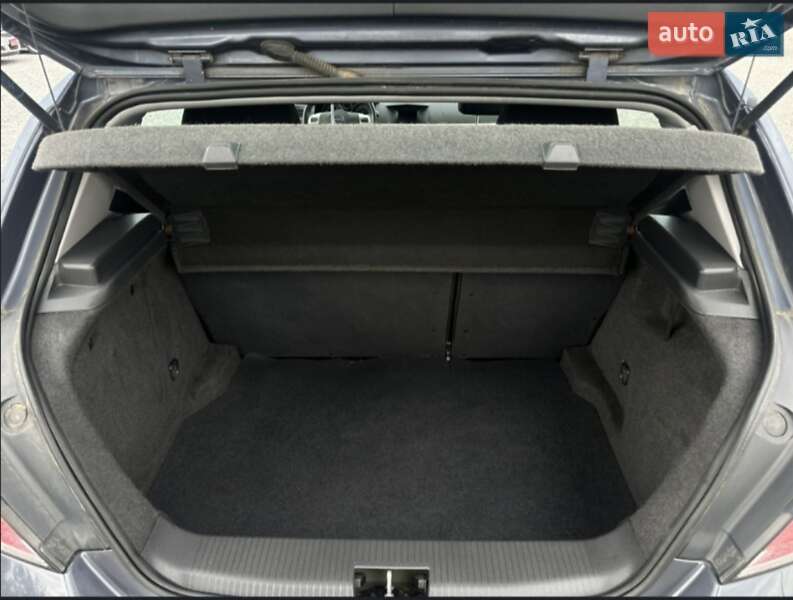 Хэтчбек Opel Astra 2009 в Сарате