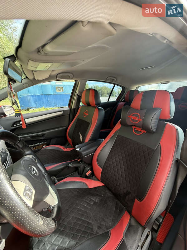 Хэтчбек Opel Astra 2007 в Хмельницком