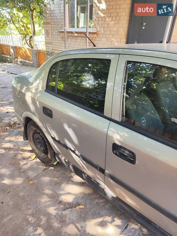 Седан Opel Astra 2008 в Кропивницком
