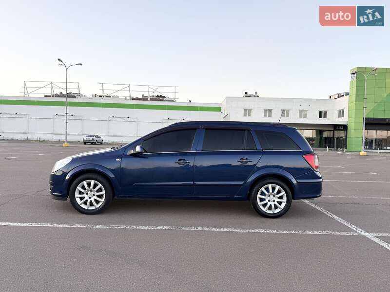 Универсал Opel Astra 2008 в Одессе