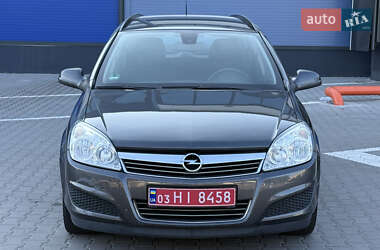 Универсал Opel Astra 2010 в 