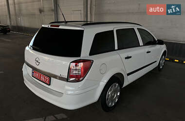 Универсал Opel Astra 2007 в 