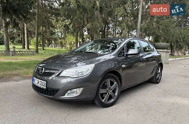 Хетчбек Opel Astra 2010 в Умані