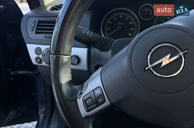 Універсал Opel Astra 2006 в 
