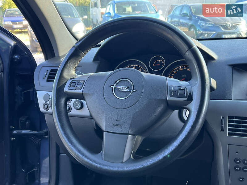 Универсал Opel Astra 2006 в Харькове