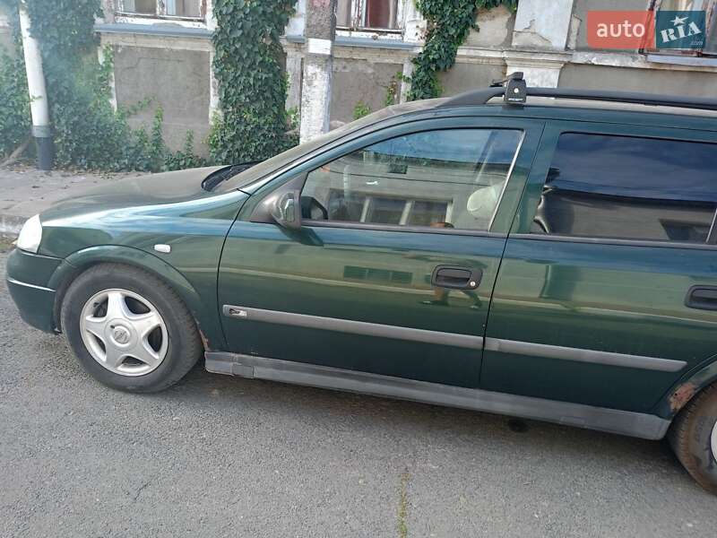 Универсал Opel Astra 1999 в Сокале
