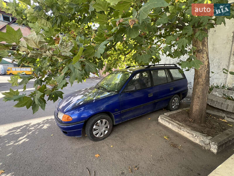 Универсал Opel Astra 1992 в Николаеве фото 5 Универсал Opel Astra 1992 в Николаеве