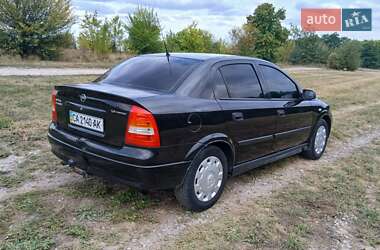 Седан Opel Astra 2007 в 