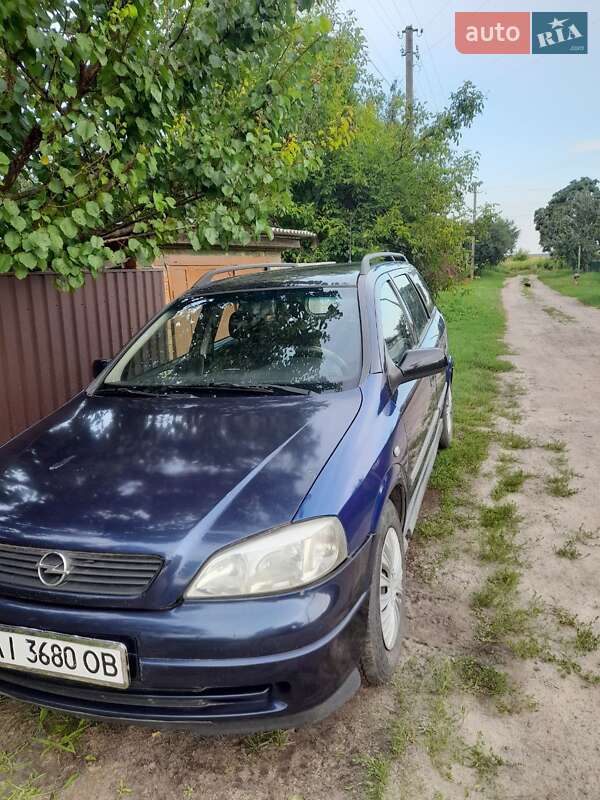 Универсал Opel Astra 2001 в Вышгороде
