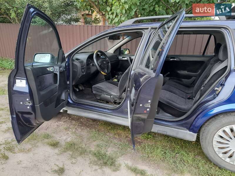 Универсал Opel Astra 2001 в Вышгороде